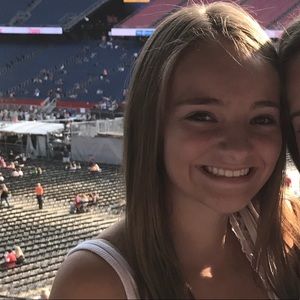 Meet your Posher, Reilly